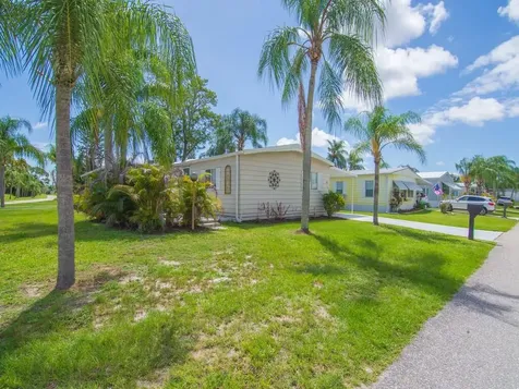 78 W Caribbean Port St Lucie FL 34952