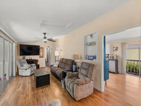 78 W Caribbean Port St Lucie FL 34952
