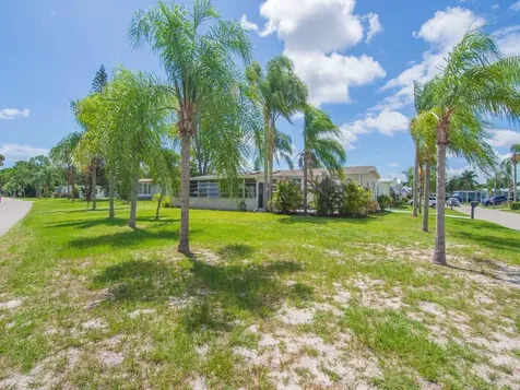 78 W Caribbean Port St Lucie FL 34952