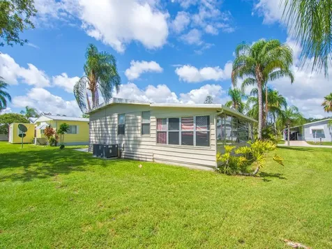 78 W Caribbean Port St Lucie FL 34952