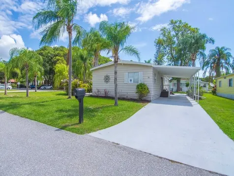 78 W Caribbean Port St Lucie FL 34952