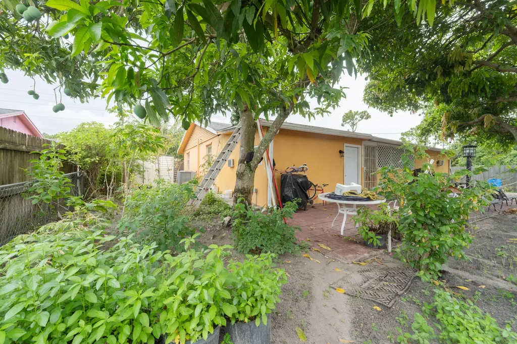 3617 Old Boynton Road Boynton Beach FL 33436