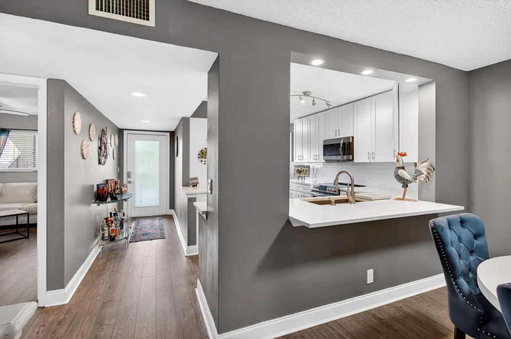 5550 Witney Drive Delray Beach FL 33484