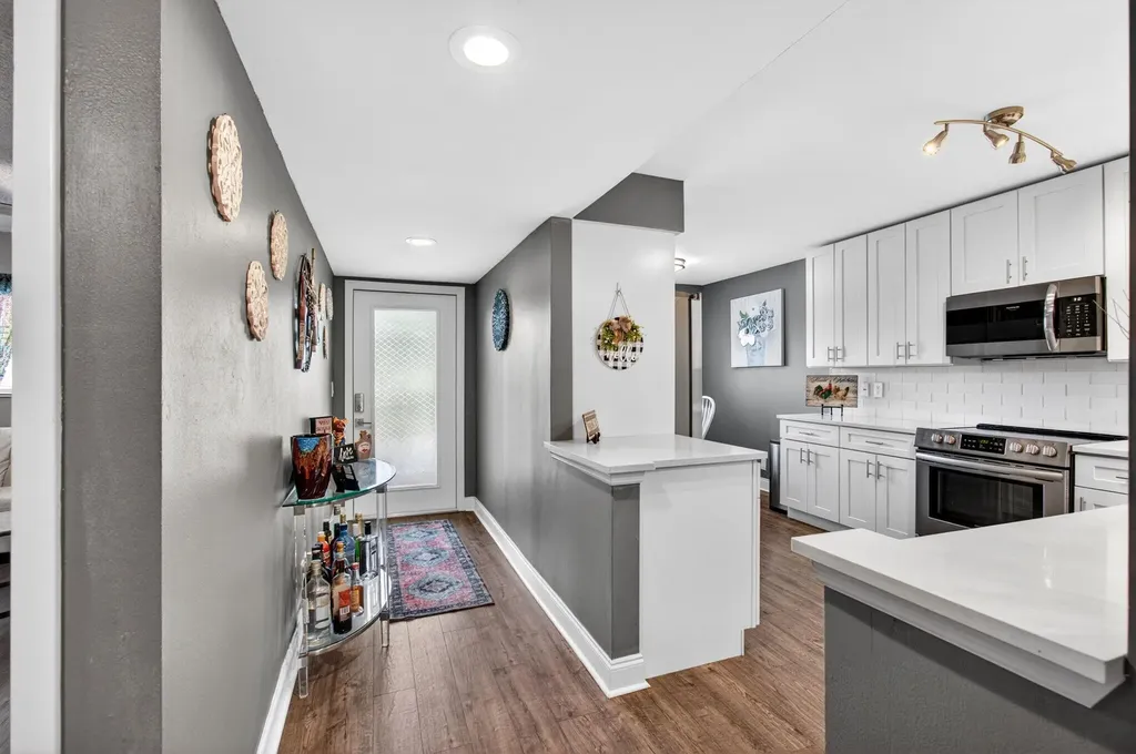 5550 Witney Drive Delray Beach FL 33484