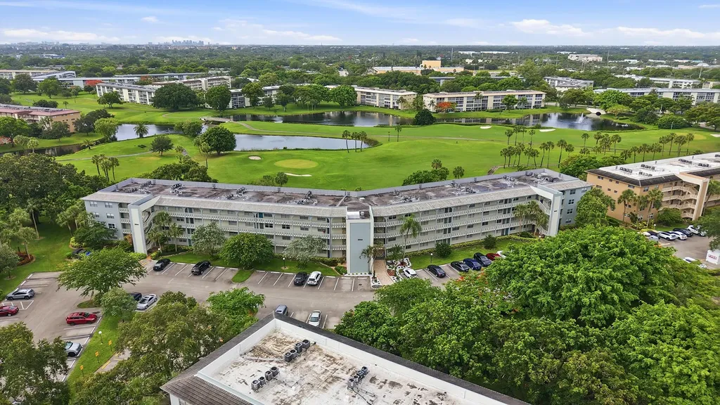 3004 Portofino Isle Coconut Creek FL 33066