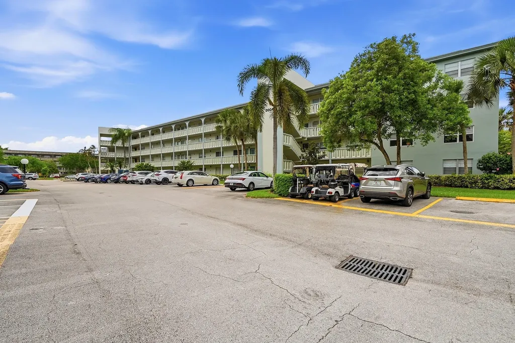 3004 Portofino Isle Coconut Creek FL 33066