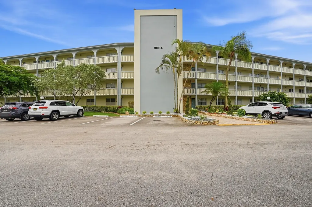 3004 Portofino Isle Coconut Creek FL 33066