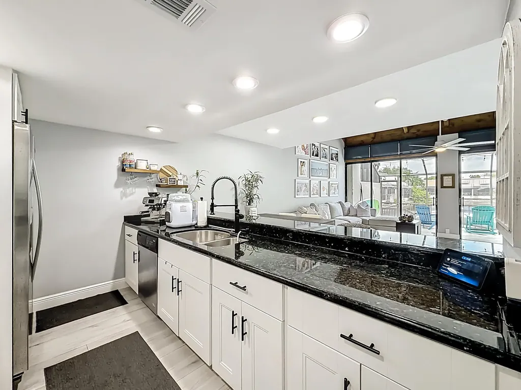 11313 NW 15th Street Pembroke Pines FL 33026
