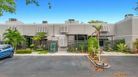 11313 NW 15th Street Pembroke Pines FL 33026