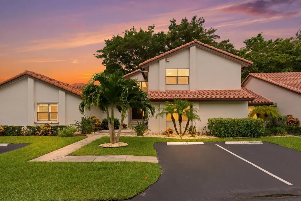 660 Deer Creek Edgewater Drive Deerfield Beach FL 33442