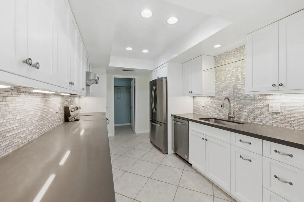 660 Deer Creek Edgewater Drive Deerfield Beach FL 33442