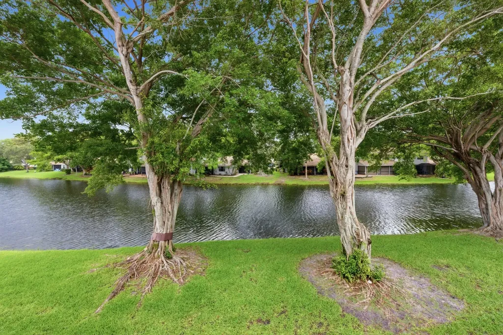 660 Deer Creek Edgewater Drive Deerfield Beach FL 33442