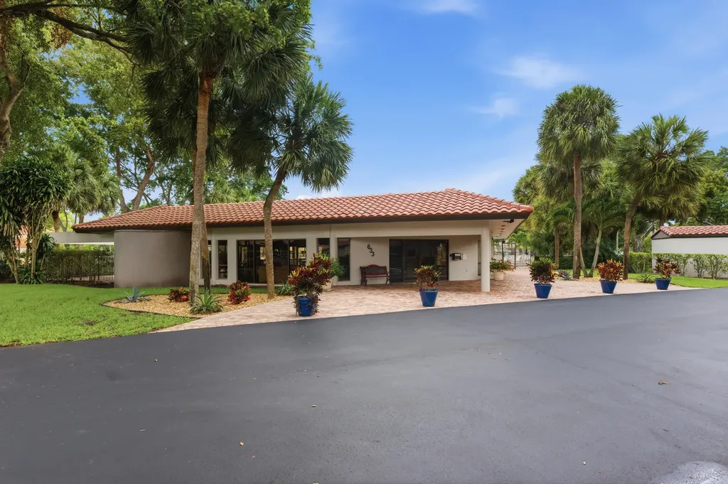 660 Deer Creek Edgewater Drive Deerfield Beach FL 33442