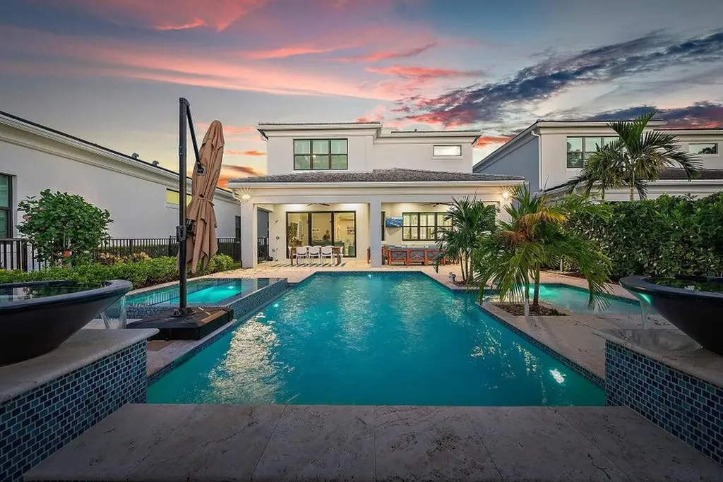 13526 Artisan Circle Palm Beach Gardens FL 33418