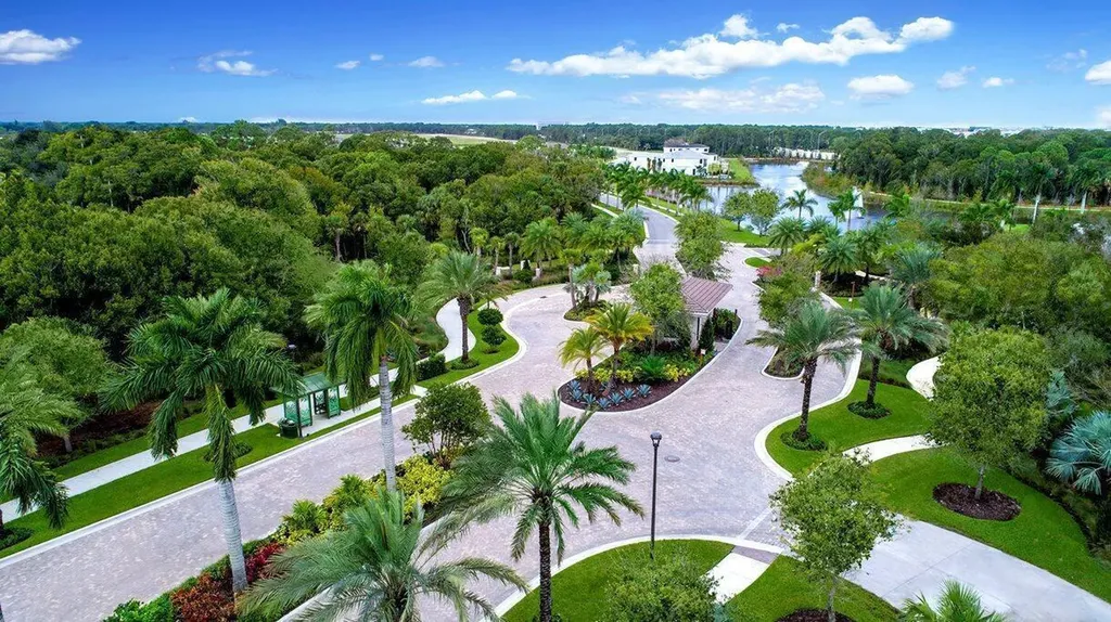 13526 Artisan Circle Palm Beach Gardens FL 33418