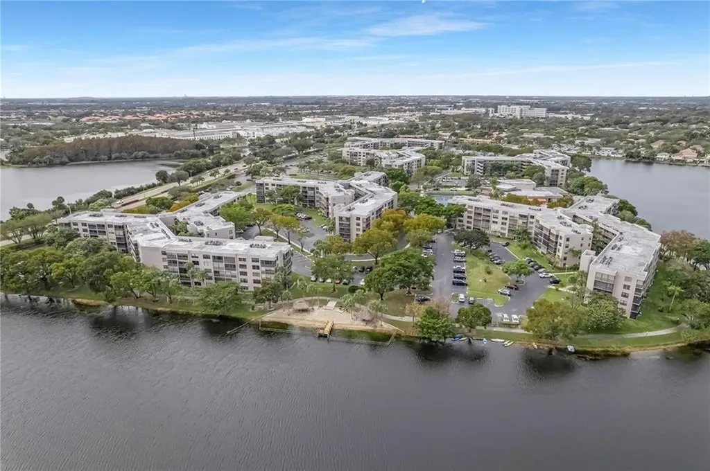 901 Colony Point Circle Pembroke Pines FL 33026