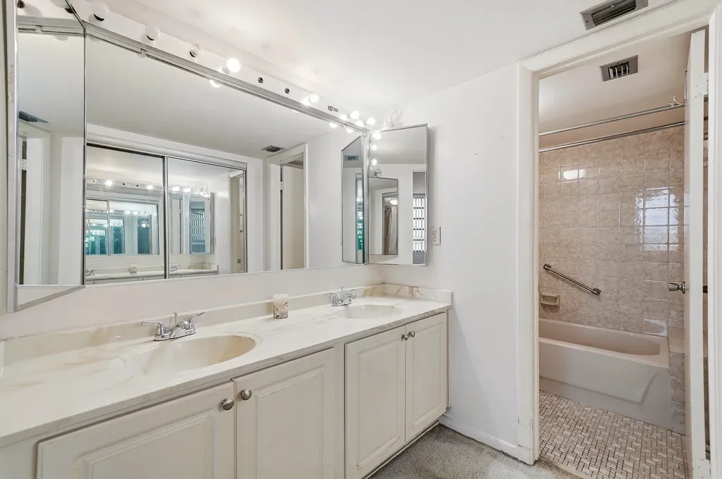 901 Colony Point Circle Pembroke Pines FL 33026