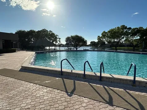 901 Colony Point Circle Pembroke Pines FL 33026