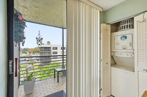 901 Colony Point Circle Pembroke Pines FL 33026