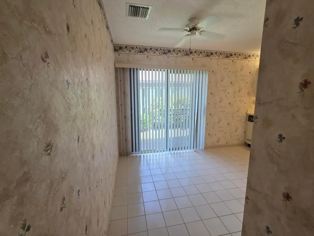 6856 SE Bunker Hill Drive Hobe Sound FL 33455