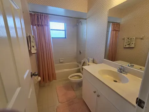 6856 SE Bunker Hill Drive Hobe Sound FL 33455