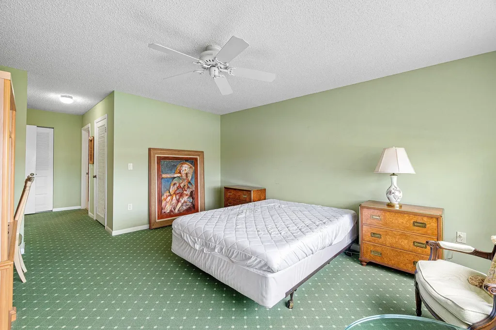21 Southport Lane Boynton Beach FL 33436