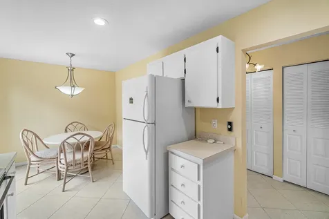21 Southport Lane Boynton Beach FL 33436