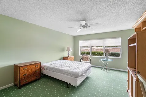 21 Southport Lane Boynton Beach FL 33436