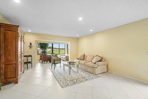 21 Southport Lane Boynton Beach FL 33436