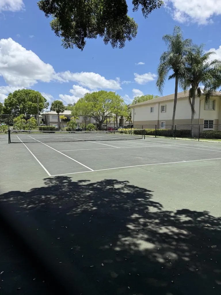 500 N Crestwood Court Court N Royal Palm Beach FL 33411