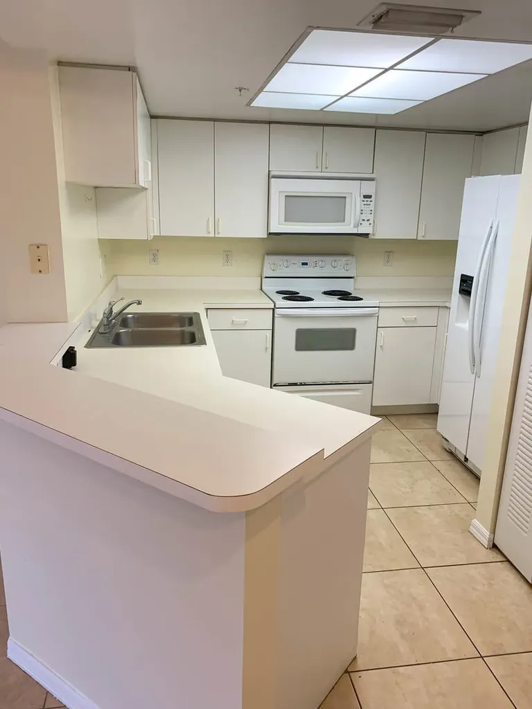 500 N Crestwood Court Court N Royal Palm Beach FL 33411