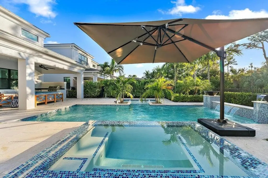 13526 Artisan Circle Palm Beach Gardens FL 33418