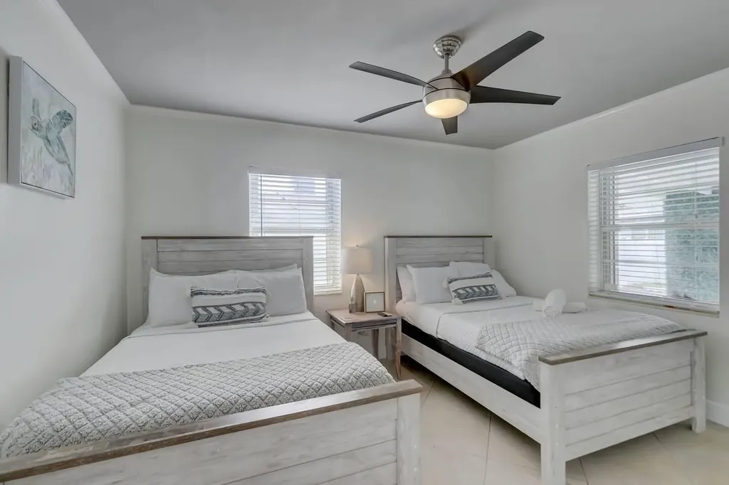 2740 NE 30th Place Fort Lauderdale FL 33306