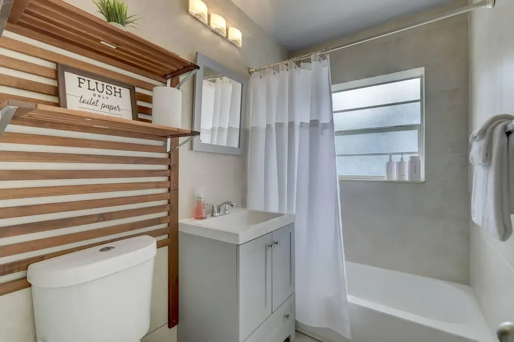2740 NE 30th Place Fort Lauderdale FL 33306
