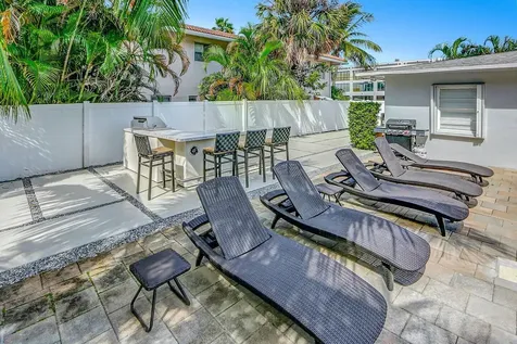 2740 NE 30th Place Fort Lauderdale FL 33306