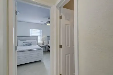 2740 NE 30th Place Fort Lauderdale FL 33306
