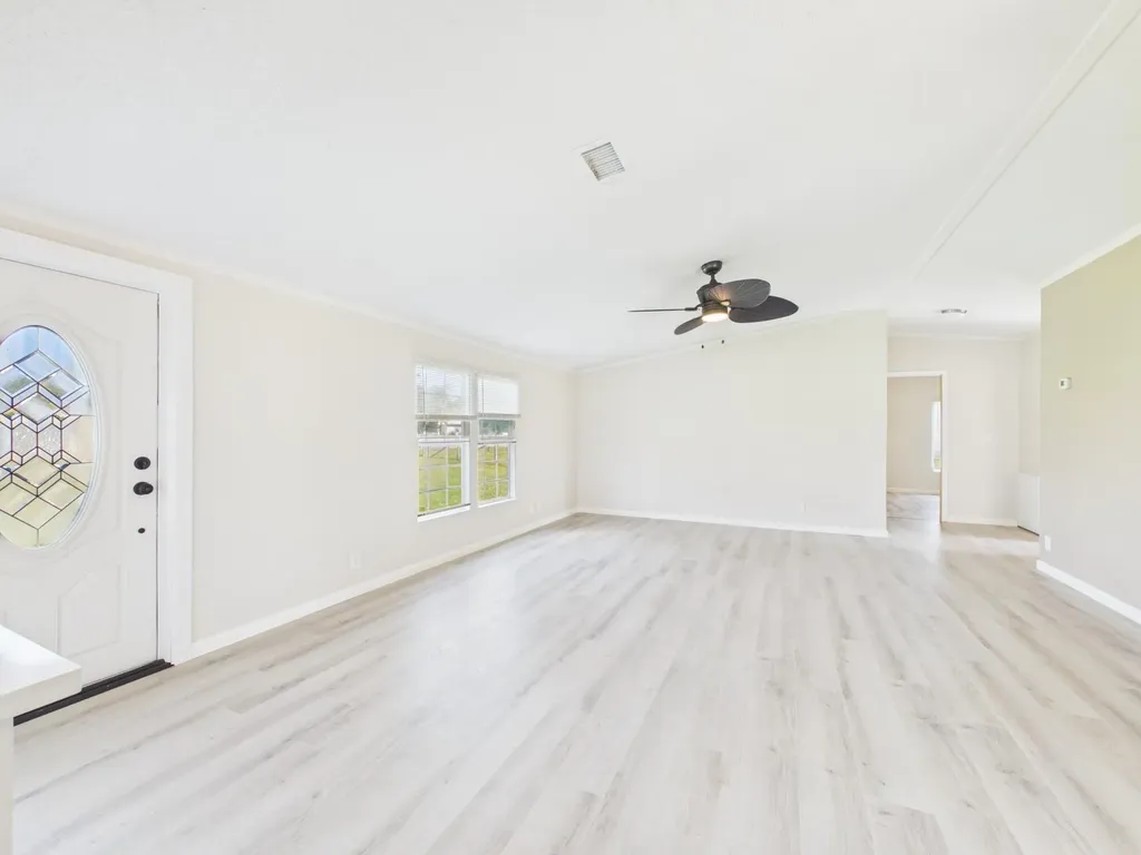 17090 NW 38th Avenue Okeechobee FL 34972