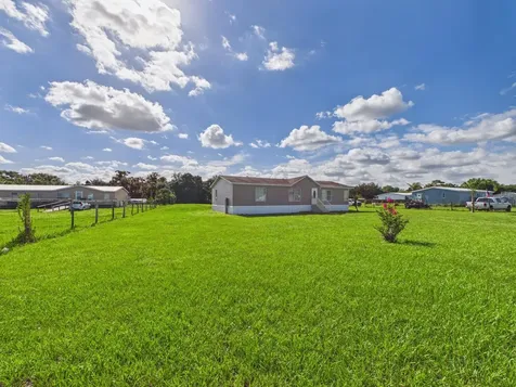 17090 NW 38th Avenue Okeechobee FL 34972