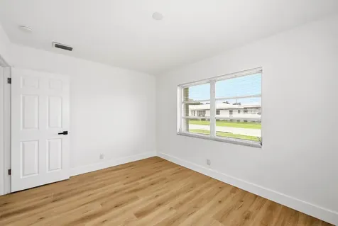 8410 NW 59th Place Tamarac FL 33321