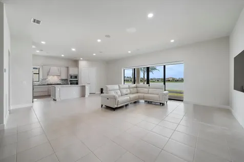 818 SE Courances Drive Port St Lucie FL 34984