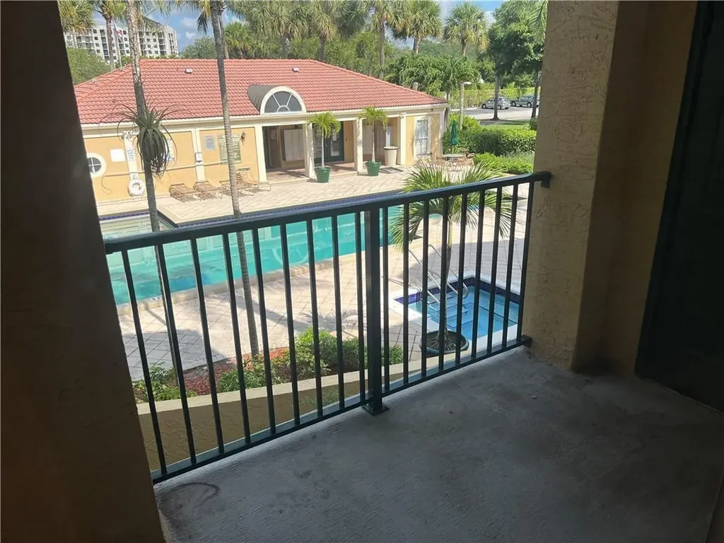 875 Riverside Drive Coral Springs FL 33071