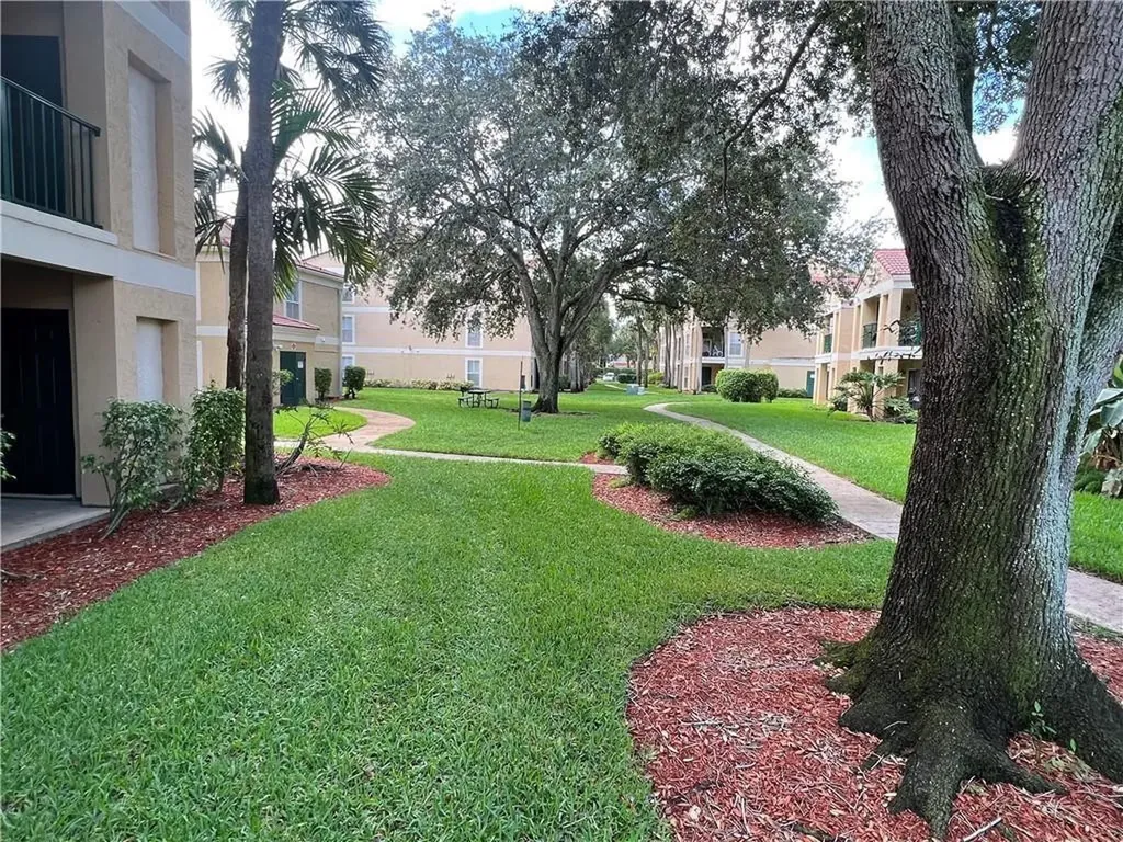 875 Riverside Drive Coral Springs FL 33071