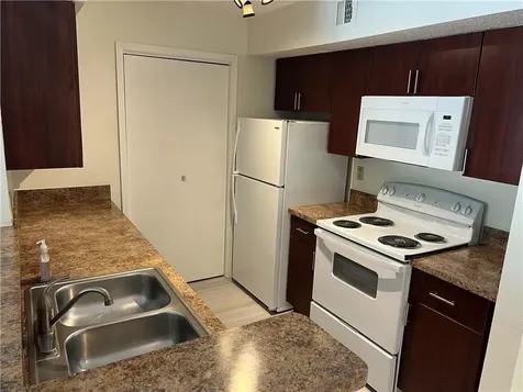 875 Riverside Drive Coral Springs FL 33071
