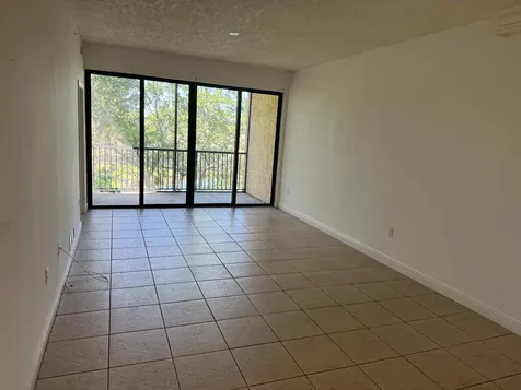 6729 Coral Lake Drive Margate FL 33063