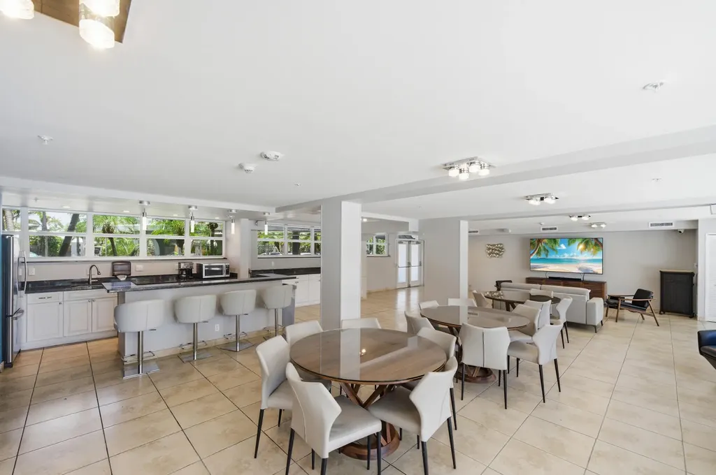 1920 S Ocean Drive Fort Lauderdale FL 33316