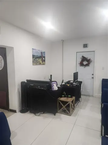 1000 Foster Road Hallandale Beach FL 33009