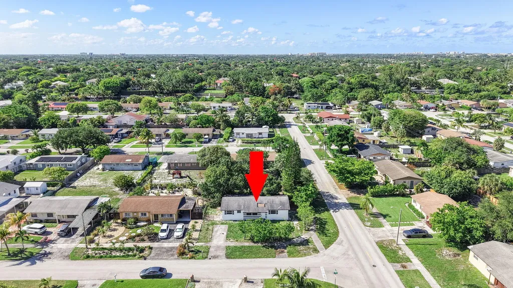 307 NW 6th Street Deerfield Beach FL 33441
