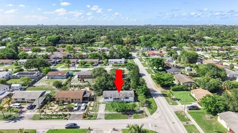 307 NW 6th Street Deerfield Beach FL 33441