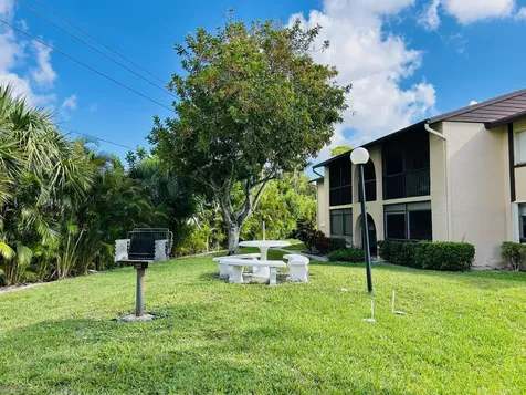433 Pine Glen Lane Greenacres FL 33463