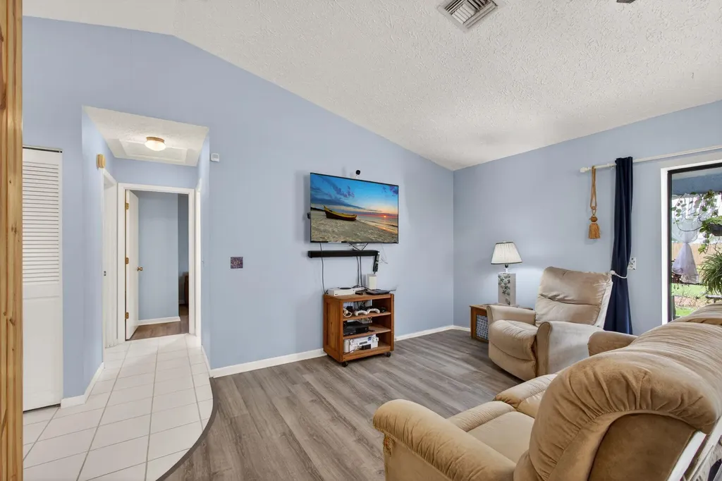 2273 SW Plymouth Street Port St Lucie FL 34953